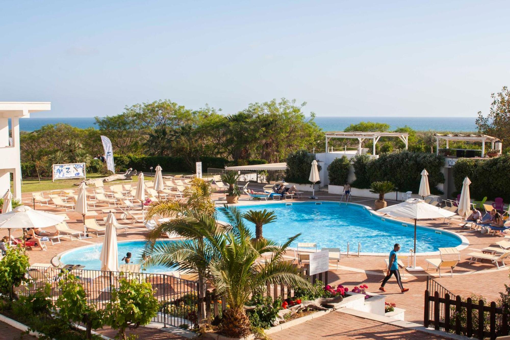 Zeta Resort Donnalucata ชิคลี ภายนอก รูปภาพ