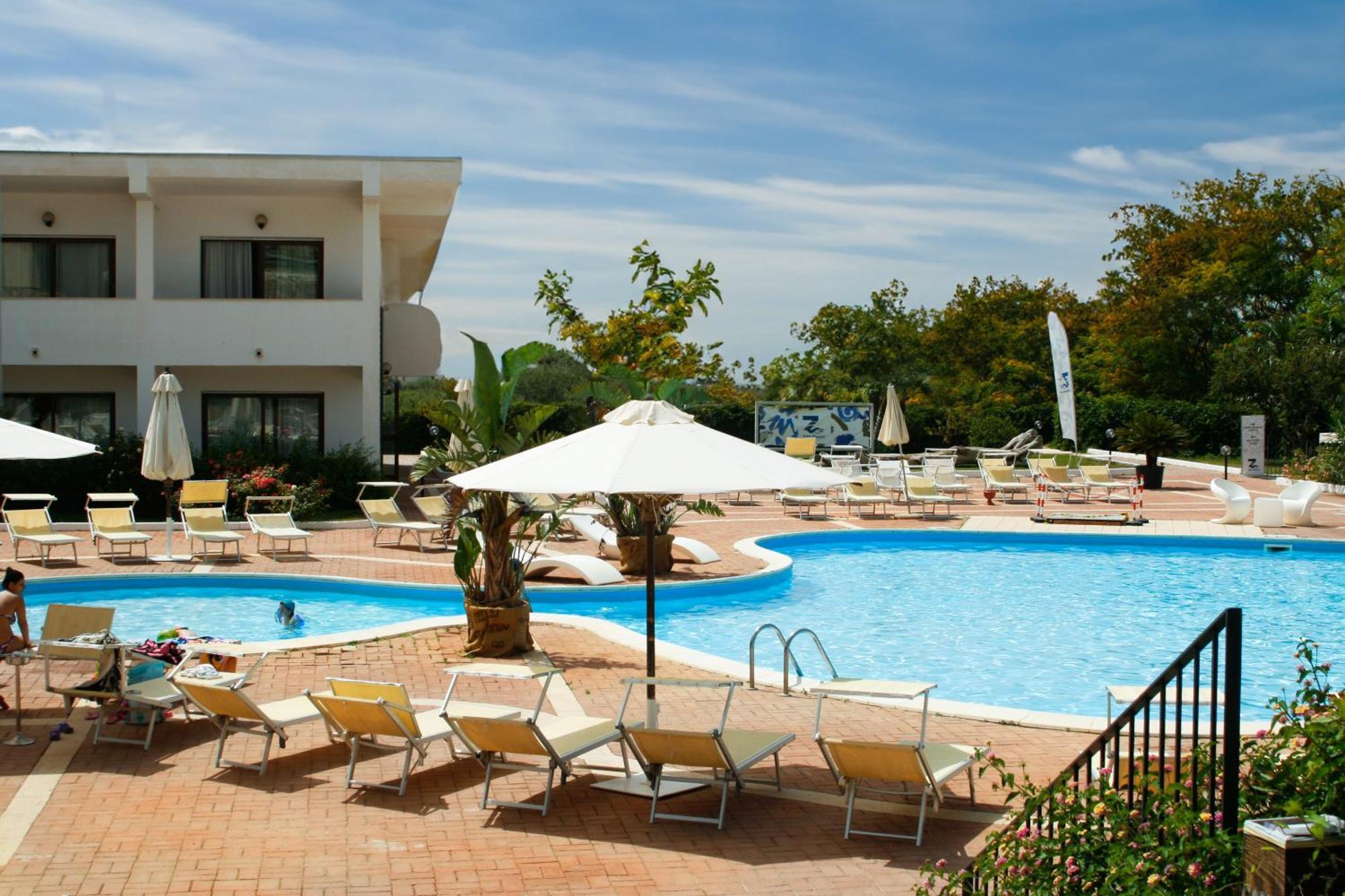 Zeta Resort Donnalucata ชิคลี ภายนอก รูปภาพ