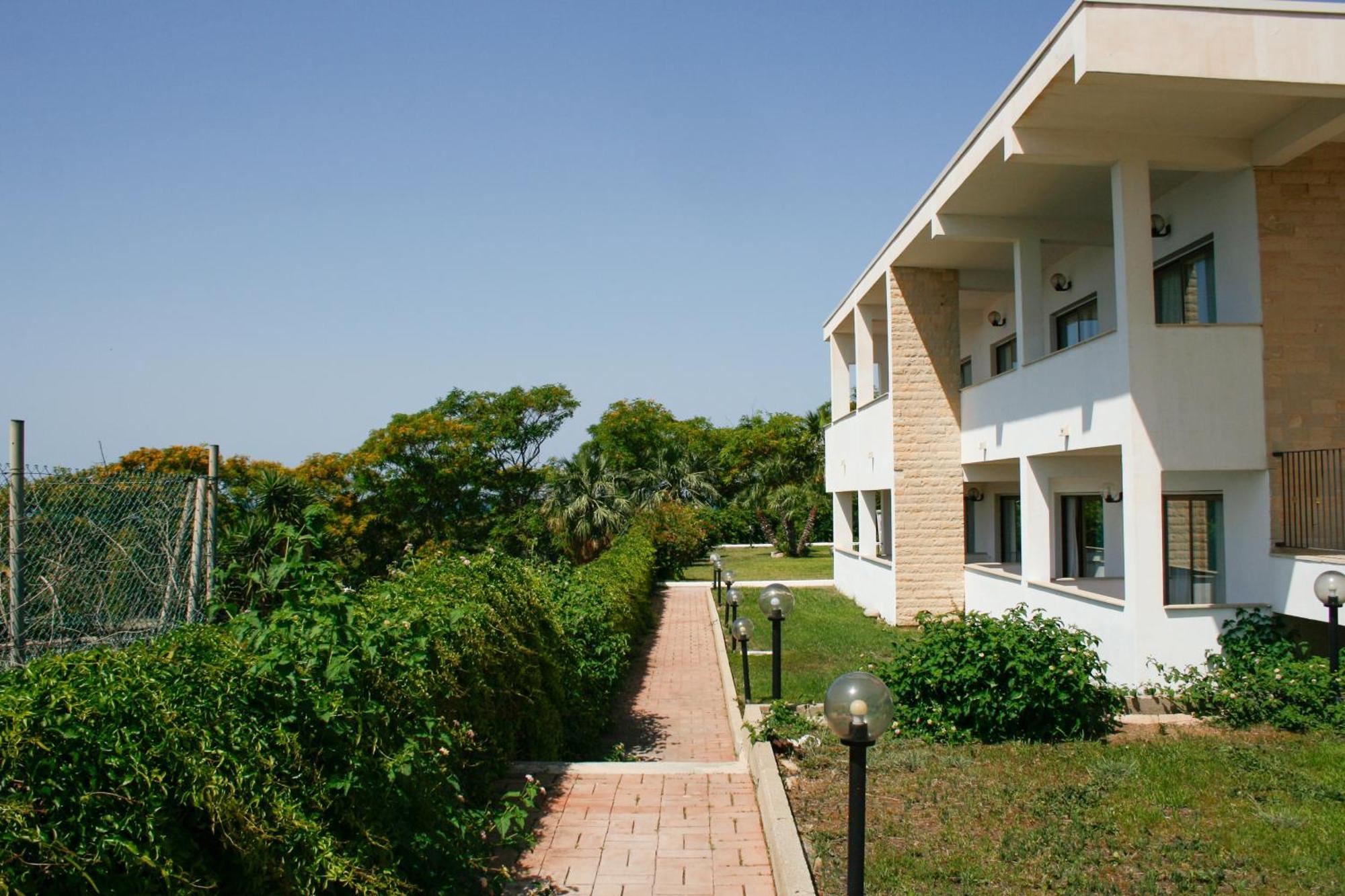 Zeta Resort Donnalucata ชิคลี ภายนอก รูปภาพ
